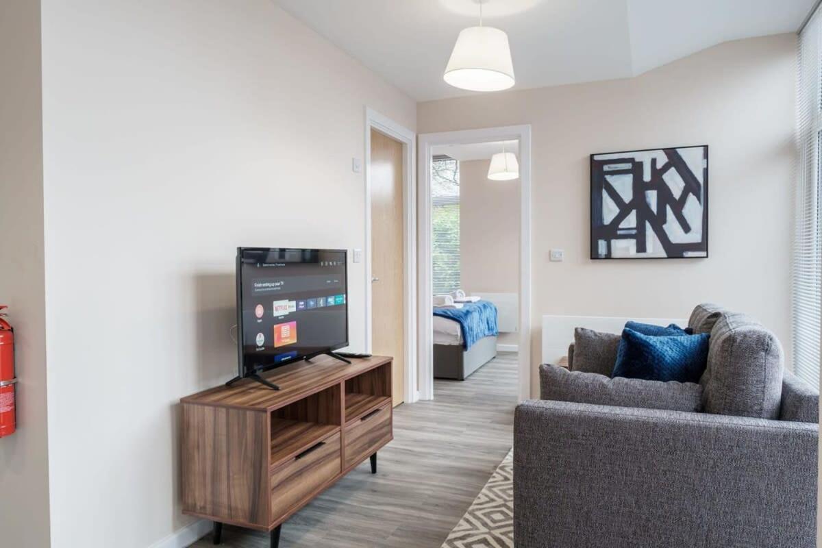 Bright 1 Bed Apartment Manchester - Sleeps 2 Buitenkant foto